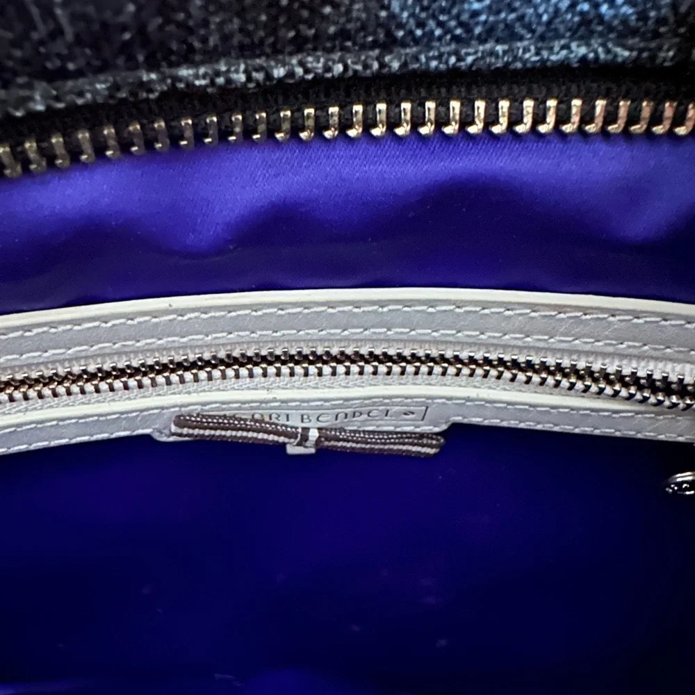 VVGUC Henri Bendel Grey Tweed Shoulder/Crossbody Bag